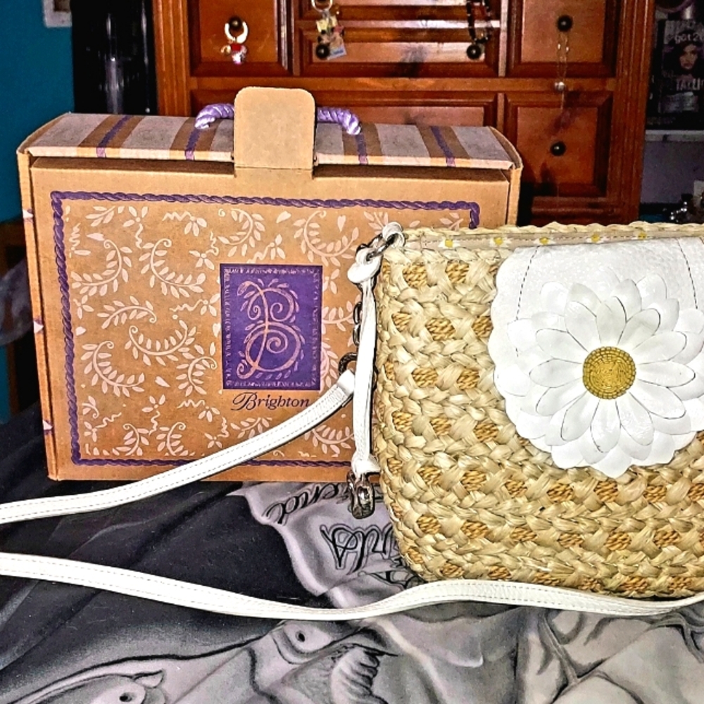 Brighton straw daisy purse